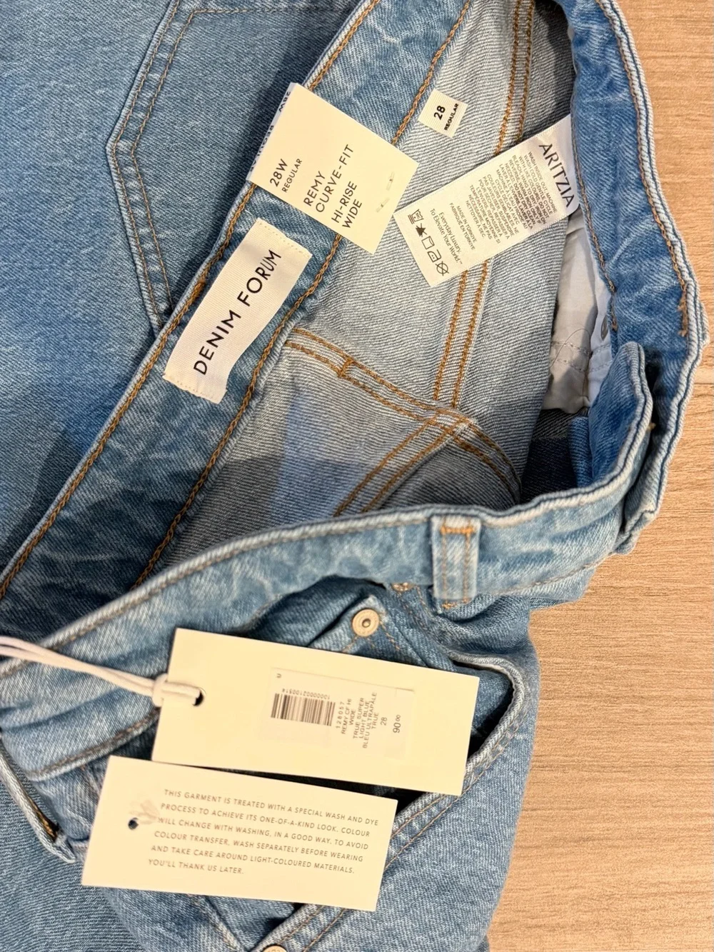 Aritzia Light Blue High-Rise Wide Leg Jeans - Picture 5 of 5
